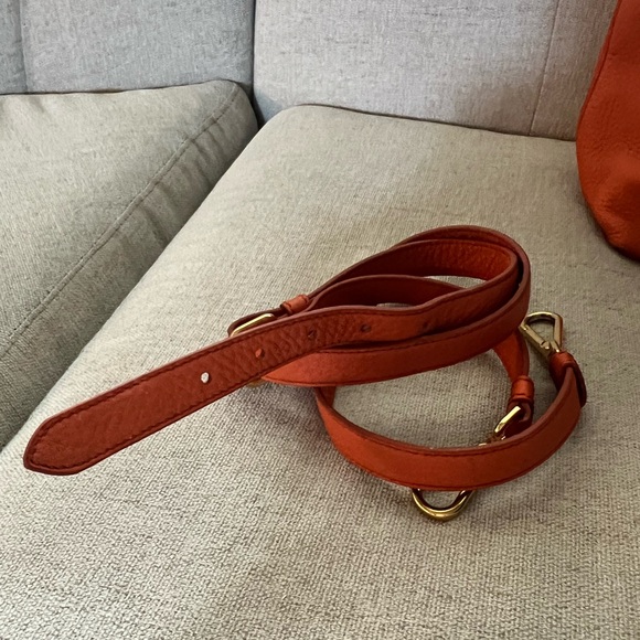 Authentic Prada papaya square tote bag - Picture 3 of 6